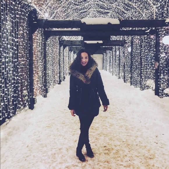 Meet your Posher, Jillian - Picture 1 of 1